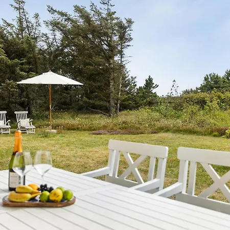 Historic House Near Rabjerg Mile And North Sea *