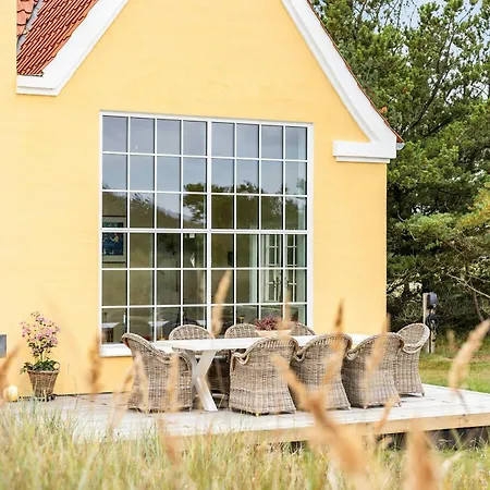 Historic House Near Rabjerg Mile And North Sea *